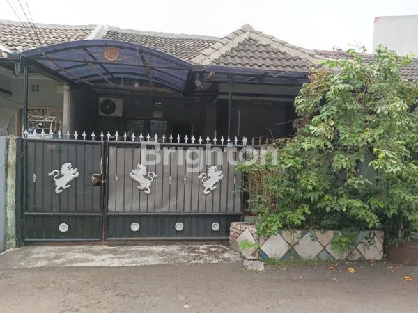 image HUNIAN STRATEGIS 150M² DI PAMULANG BARAT, 4KT 3KM, ROW 2 MOBIL (7)