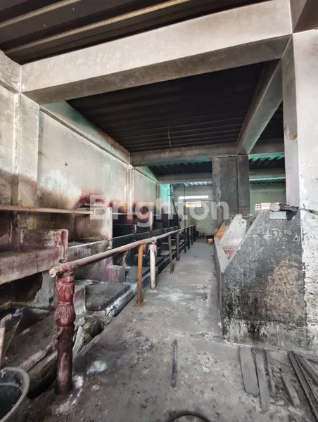 image GUDANG DIJUAL CEPAT  COCOK UNTUK DISTRIBUSI DAN PENYIMPANAN BARANG (2)