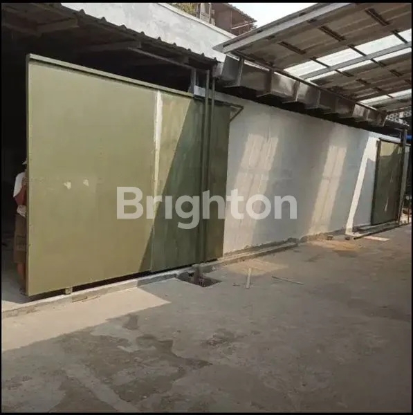 image DISEWAKAN GUDANG/WORKSHOP STRATEGIS – PALMERAH, JAKARTA BARAT (2)