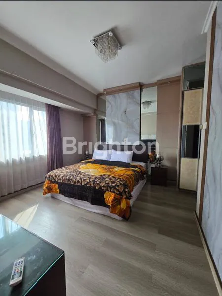 image PENTHOUSE MEWAH WATERPLACE 3KT FULL FURNISH VIEW KOTA & KOLAM (1)