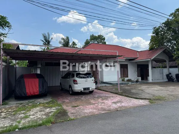 image RUMAH HUNIAN NYAMAN DENGAN HALAMAN LUAS DAN ASRI (1)