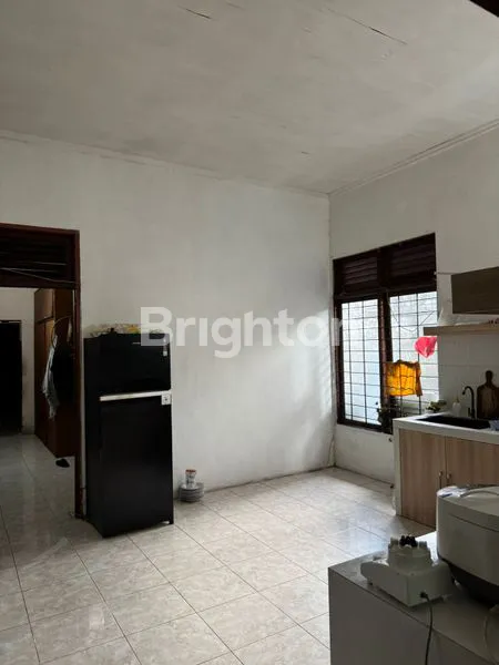 image RUMAH HUNIAN NYAMAN DENGAN HALAMAN LUAS DAN ASRI (8)