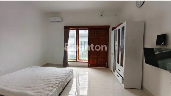 image RUMAH MEWAH 2 LANTAI + POOL DI JANTUNG JIMBARAN BALI (8)