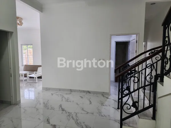 image RUMAH MEWAH EKSLUSIF KOMPLEK HANKAM JOGLO JAKARTA (6)