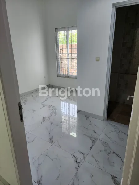 image RUMAH MEWAH EKSLUSIF KOMPLEK HANKAM JOGLO JAKARTA (8)