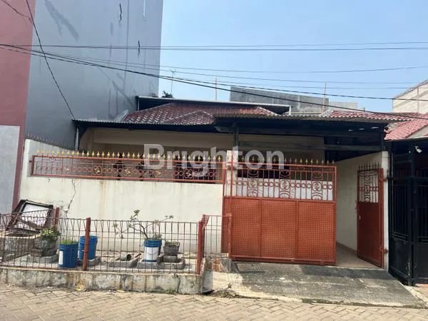 image RUMAH 1,5 LANTAI DI SIMPRUG DI PORIS (2)