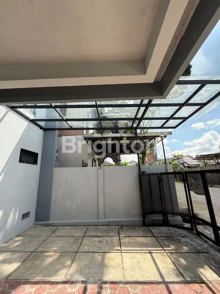 image HUNIAN MEWAH 2 LANTAI DEKAT RS & SEKOLAH INTERNASIONAL BALIKPAPAN (2)