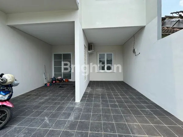 image RUMAH BANGUNAN MANDIRI GRIYA PARAHITA BSD SIAP HUNI (2)