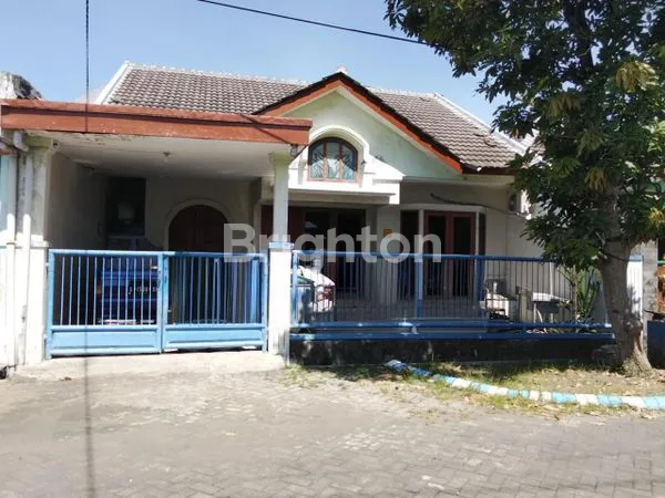 image RUMAH ASRI 1 LANTAI DEKAT SMP/SMA PETRA, ROW JALAN LEBAR (1)