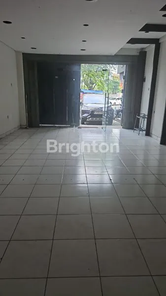 image RUKO PREMIUM 3,5 LANTAI DI JALAN ALTERNATIF CIBUBUR, DEKAT TRANS STUDIO (4)