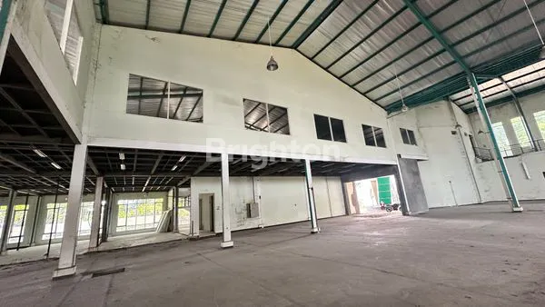 image PABRIK HOOK BERBEK 5500M² AKSES CONTAINER 40" (2)