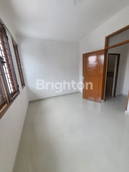 image RUMAH MINIMALIS 2 LANTAI GADING ARCADIA (4)