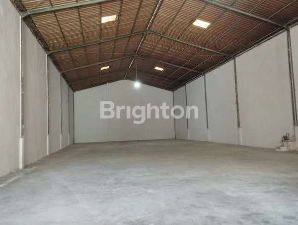 image GUDANG SIAP PAKAI 630M² DI SINAR BUDURAN STRATEGIS (1)