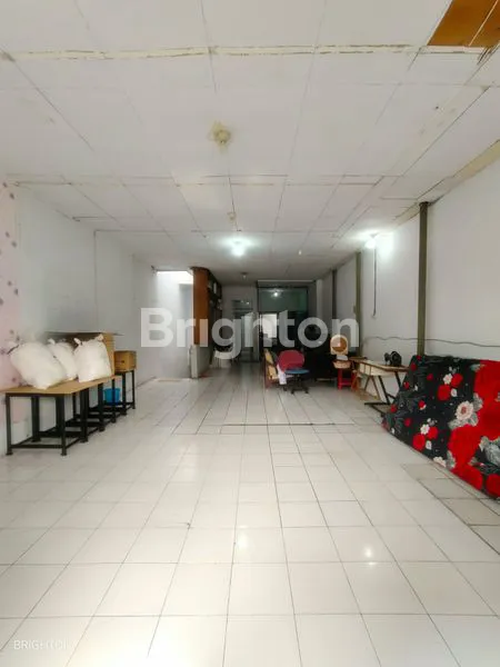 image RUMAH 2 LANTAI TAMAN COSMOS DEKAT TAMAN RATU JAKARTA BARAT  (4)