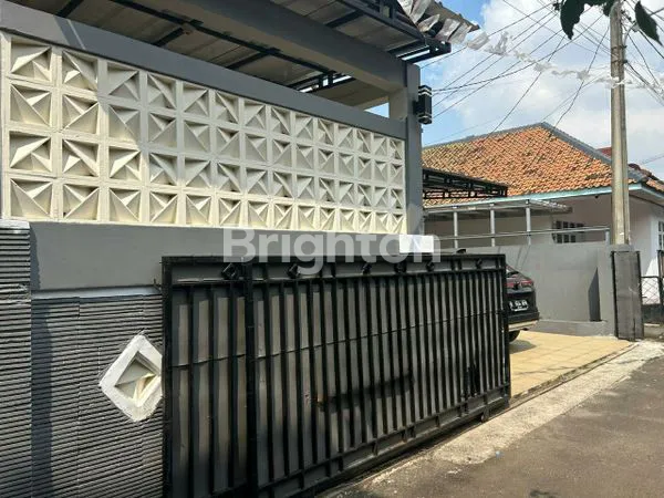 image RUMAH SIAP HUNI TANPA RENOVASI CIJANTUNG PASAR REBO JAKARTA TIMUR (2)