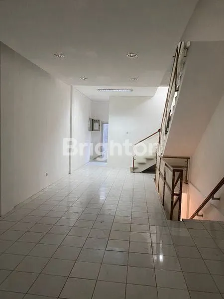 image RUKO KOMERSIAL STRATEGIS DI PUSAT BISNIS CIMONE, BEKAS BANK (2)