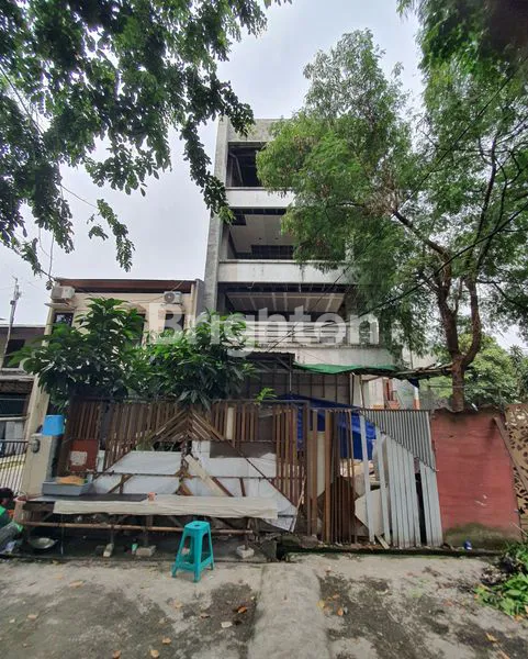 image DIJUAL / DISEWAKAN : GEDUNG 4 LANTAI PREMIUM HOOK DI DUREN SAWIT (PERLU FINISHING) (4)