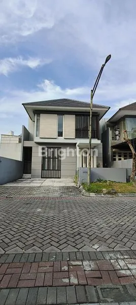 BRAND NEW MINIMALIS GRAHA FAMILI