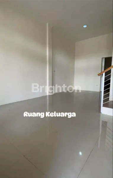 image HOT DEAL! RUMAH 2 LANTAI SERPONG PARK CLUSTER EMERALD – HUNIAN NYAMAN UNTUK KELUARGA (3)