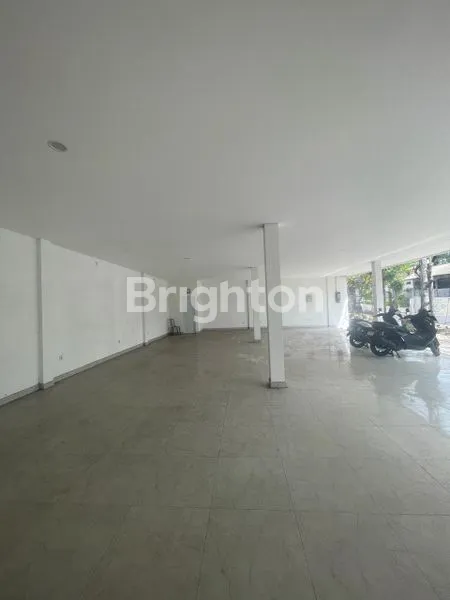 image DISEWAKAN RUKO BARU DAN ISTIMEWA DI JL. PERERENAN BADUNG (3)