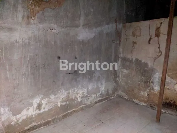 image RUKO STRATEGIS PUSAT KOTA KEDIRI, DEKAT PASAR, SHM SIAP USAHA (3)