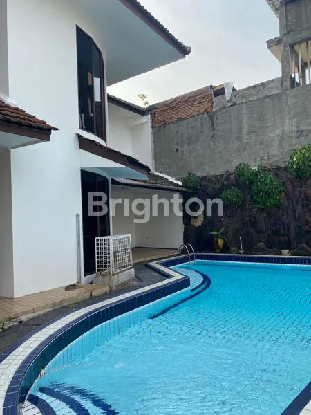 image SEWA RUMAH PREMIUM 400M² DI CIPETE, LOKASI STRATEGIS DEKAT LRT (3)