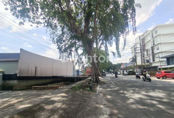 image TANAH SHM STRATEGIS 16X32M DI JALAN UTAMA PONTIANAK (3)