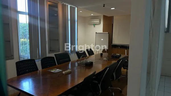 image GEDUNG PERKANTORAN DUA LANTAI DI AREA BATAKAN BALIKPAPAN (8)