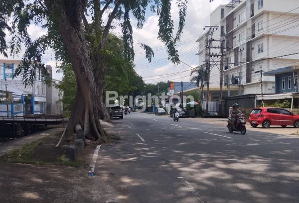 image TANAH SHM STRATEGIS 16X32M DI JALAN UTAMA PONTIANAK (6)