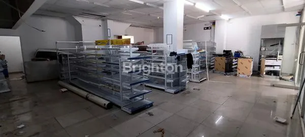 image RUKO GANDENG PLUIT PINGGIR JALAN BOULAVARD JAKARTA  UTARA  (2)