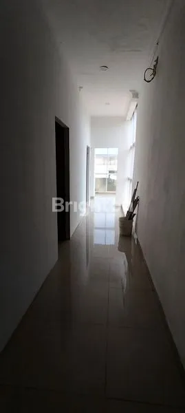 image RUKO GANDENG PLUIT PINGGIR JALAN BOULAVARD JAKARTA  UTARA  (4)