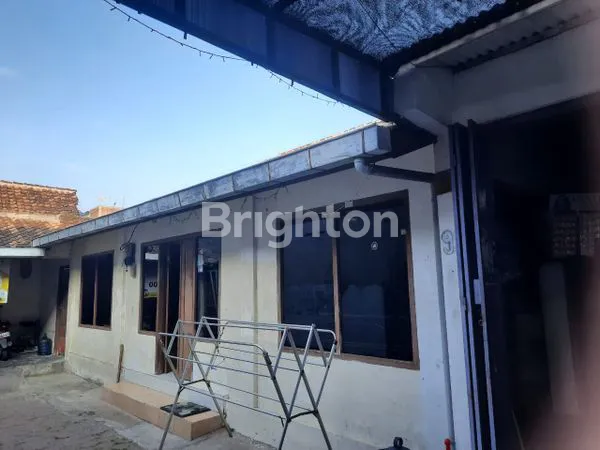 image RUMAH LUAS 363M² STRATEGIS DI TENGAH KOTA KEDIRI, SHM (2)