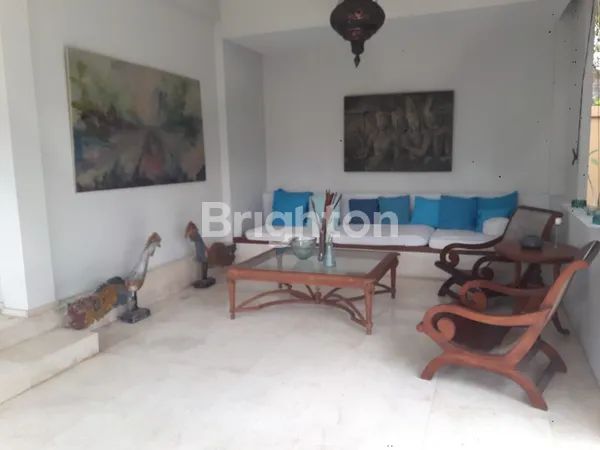 image DISEWAKAN VILLA DI UMALAS KAUH – LOKASI STRATEGIS UNTUK HUNIAN ATAU USAHA (7)