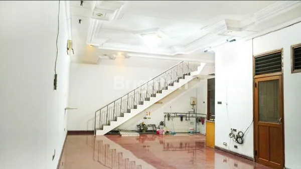 image RUMAH KAMPUNG SENG DEKAT DENGAN PASAR KAPASAN SURABAYA (6)