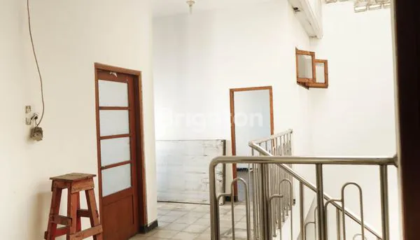 image RUMAH KAMPUNG SENG DEKAT DENGAN PASAR KAPASAN SURABAYA (8)