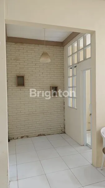 image RUMAH CANTIK 2KT SEMI-FURNISHED DI PERMATA PURI NGALIYAN (2)