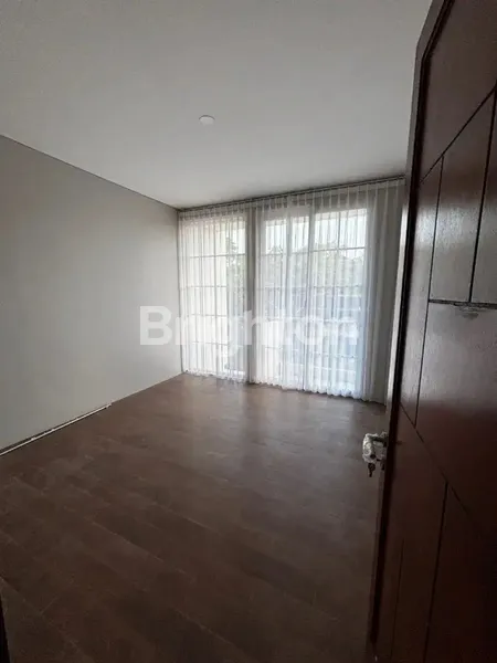 image RUMAH PAKUWON CITY HOOK SIAP HUNI ONE GATE SYSTEM (3)