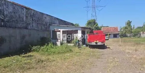 image TANAH DI JALAN KEMASAN (1)