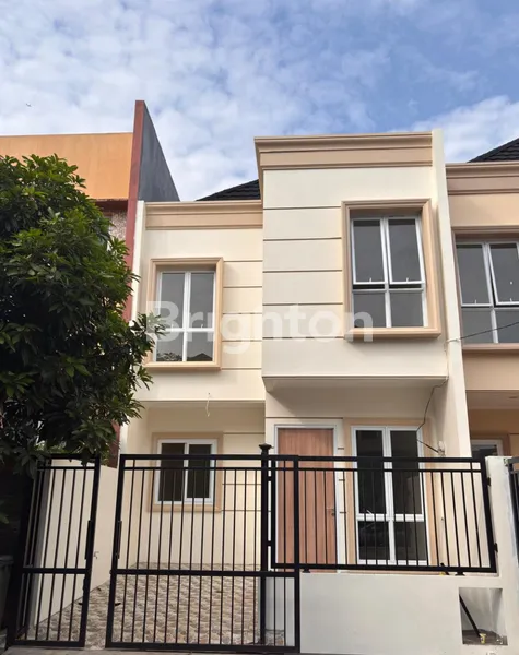 image DIJUAL RUMAH BARU MINIMALIS MODERN DI GADING SERPONG –  LOKASI STRATEGIS SIAP HUNI ! (1)
