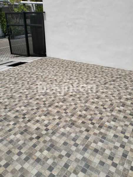 image RUMAH GUNUNG ANYAR (2)