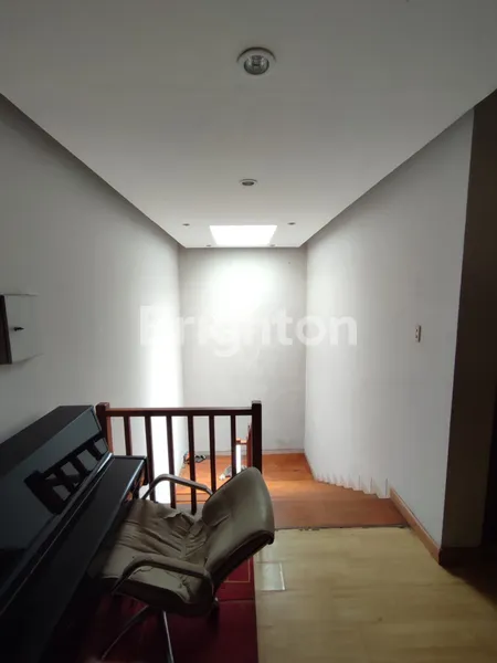 image RUMAH AREA TUKAD PANJER DENPASAR DEKAT RAYA PUPUTAN, SESETAN, WATURENGGONG (3)