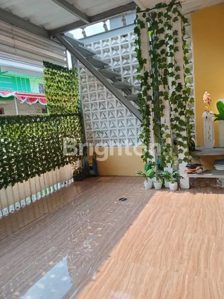 image DIJUAL RUMAH LOKASI PERUMAHAN RESIDENSIAL AREA DEKAT KAMPUS JALAN IKAN IKAN (2)