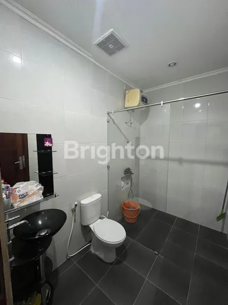 image RUMAH MINIMALIS DI RUNGKUT MAPAN* (4)