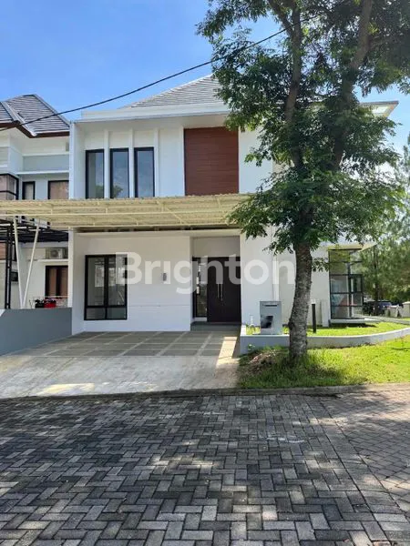 image RUMAH 3KT MEWAH HOOK BARU SIAP HUNI KEDATON BSB CITY (4)