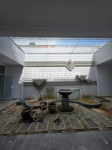 image DISEWAKAN RUMAH MEWAH PINGGIR JALAN BESAR (5)