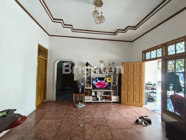 image RUMAH MEWAH 6KT DI JL. LANDAK, DEKAT MALL & UNIVERSITAS (3)