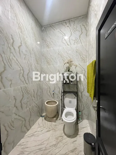 image HUNIAN MEWAH 2 LANTAI DENGAN KOLAM RENANG DI PONDOK JAGUNG TIMUR, SERPONG UTARA (4)