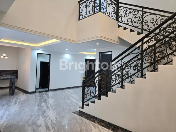 image RUMAH DI CLUSTER VIRGINIA REGENCY MULYOREJO (4)