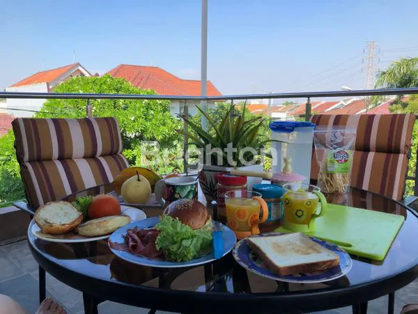 image RUMAH NGINDEN INTAN BARAT HOOK TAMAN LUAS ADA KOLAM IKAN  (5)