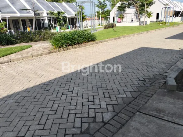 image RUMAH SIAP HUNI DENGAN PERABOTAN LENGKAP DI TAMAN SUKODONO (6)